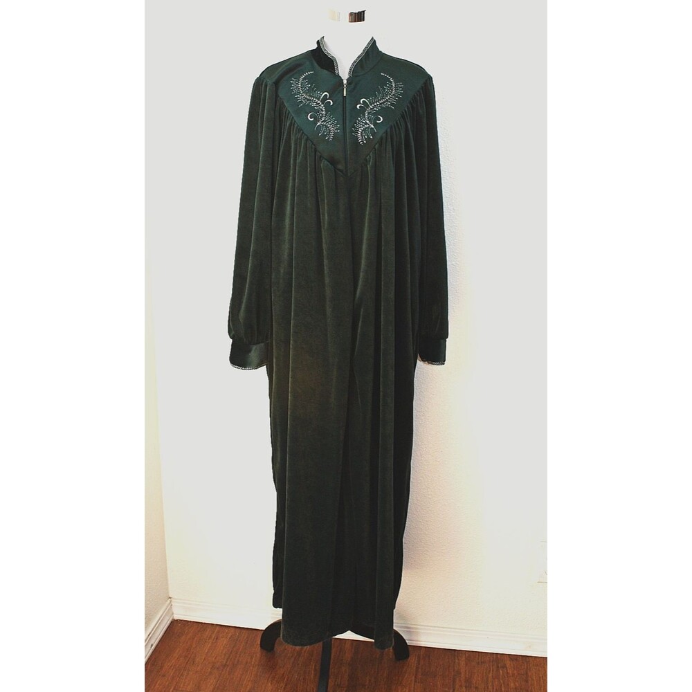 Green Velvet Grangmacore VTG AMANDA STEWART Robe Sz. L Embroidered LS CANADA *